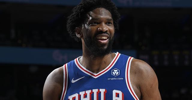 麦凯恩:恩比德其实很好相处 他在很多方面都被误解了